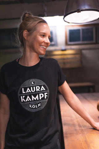 LAURA KAMPF Team-Shirt